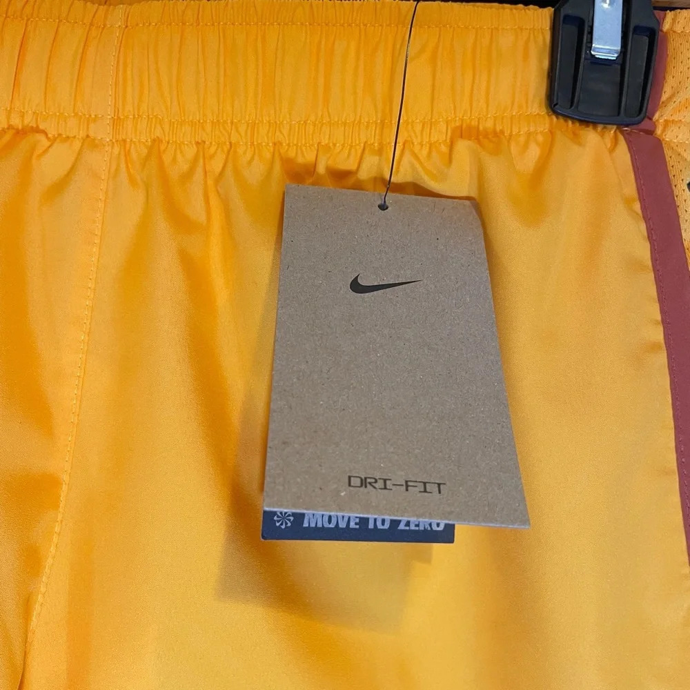 Nike Dri-Fit Women’s Orange Lined Tempo Athletic Running Shorts Sz XS NWT - Picture 5 of 7